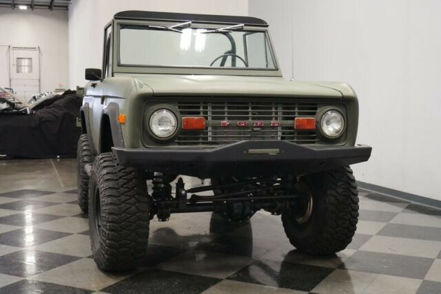 Ford Bronco 1973 image number 18