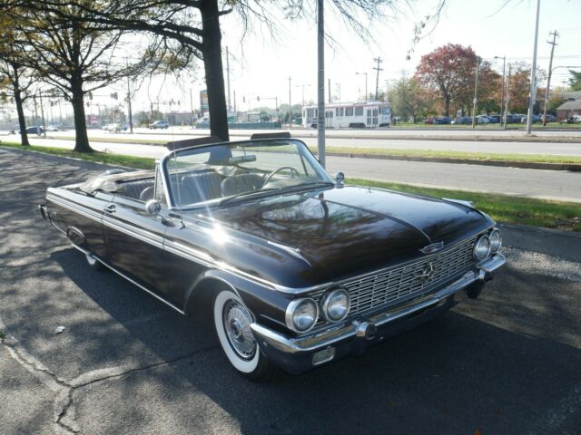 Ford Galaxic 500 XL 1962 image number 15