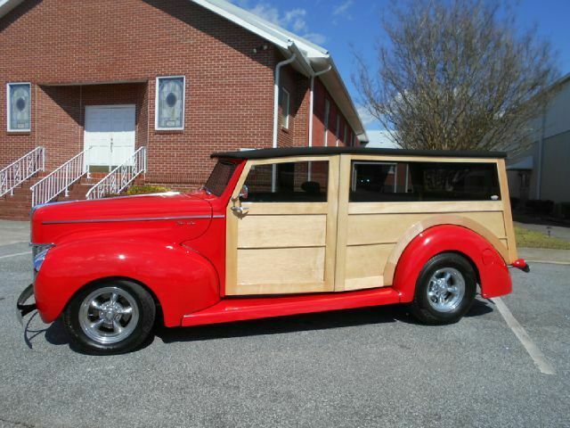 Ford Deluxe 1940 image number 27