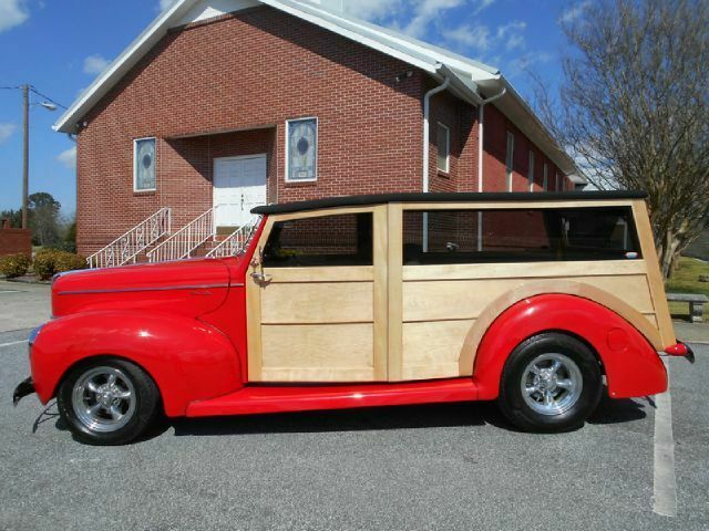 Ford Deluxe 1940 image number 28