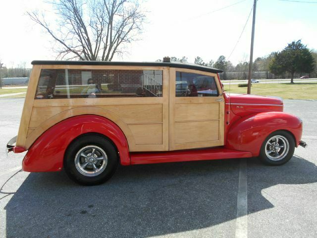 Ford Deluxe 1940 image number 33