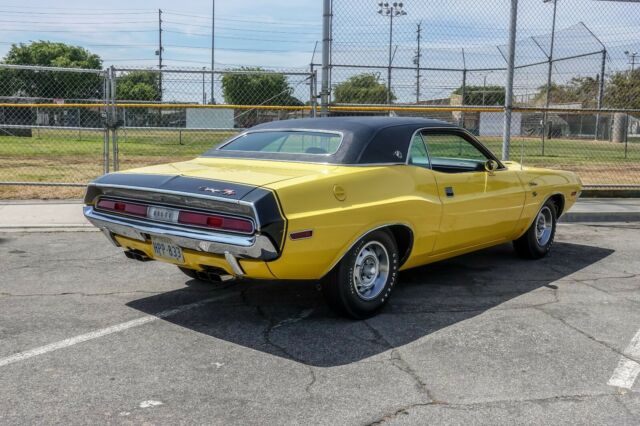 Dodge Challenger 1970 image number 23