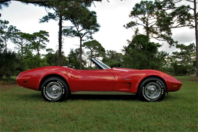 Chevrolet Corvette 1974 image number 36