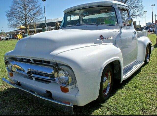 Ford F-100 1956 image number 0