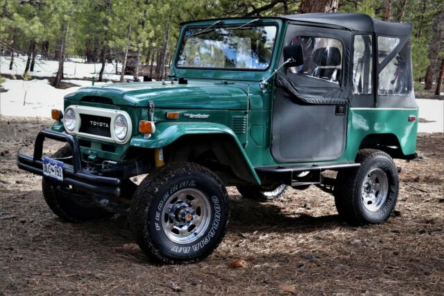 Toyota FJ Cruiser 1974 image number 1