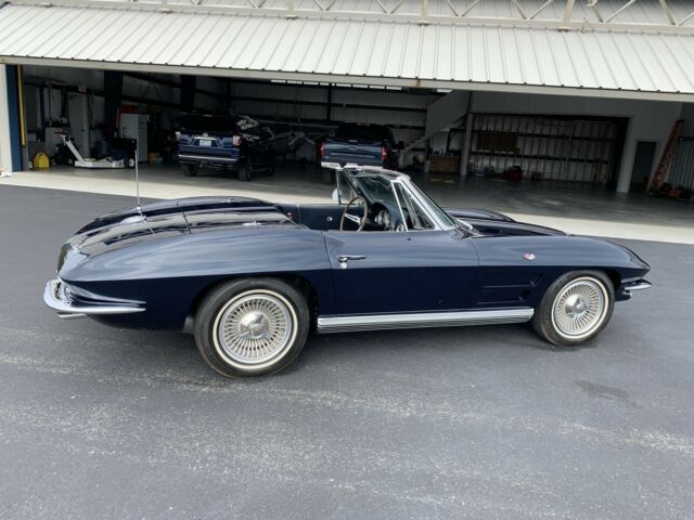 Chevrolet Corvette 1964 image number 13