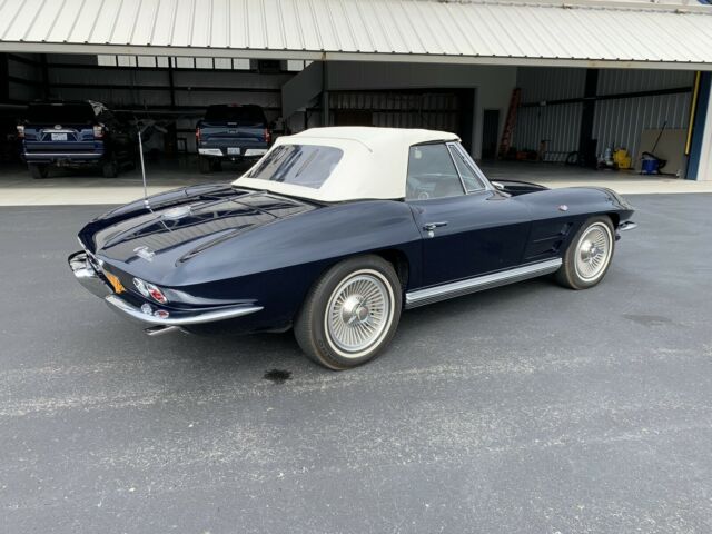 Chevrolet Corvette 1964 image number 4