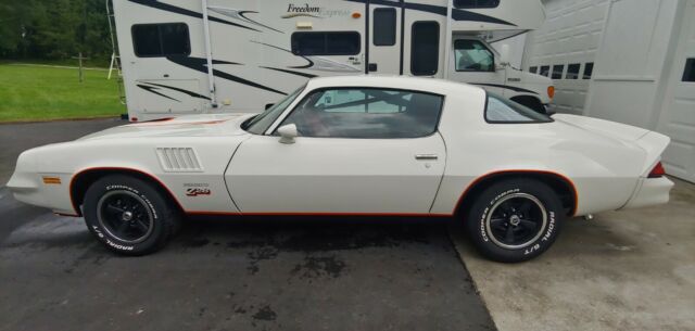 Chevrolet Camaro 1978 image number 1