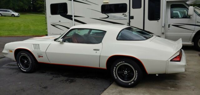 Chevrolet Camaro 1978 image number 4