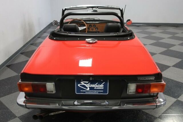 Triumph TR-6 1970 image number 11