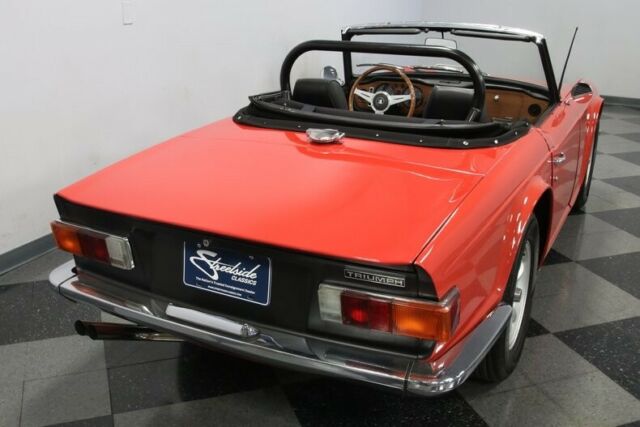 Triumph TR-6 1970 image number 12