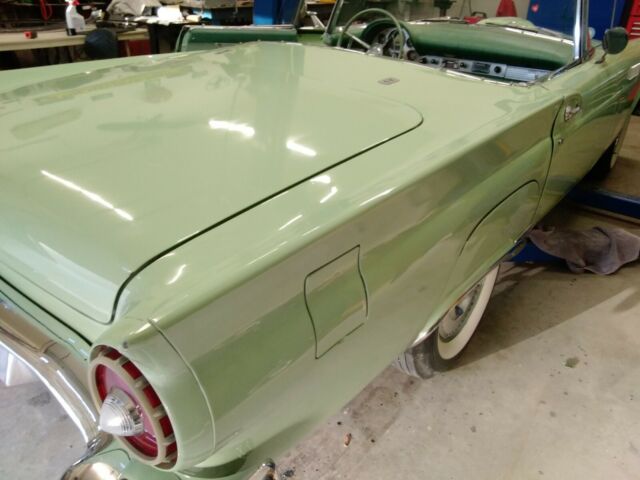 Ford Thunderbird 1957 image number 22