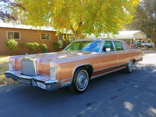 Lincoln Continental 1978 image number 13