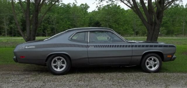 Plymouth Duster 1970 image number 0