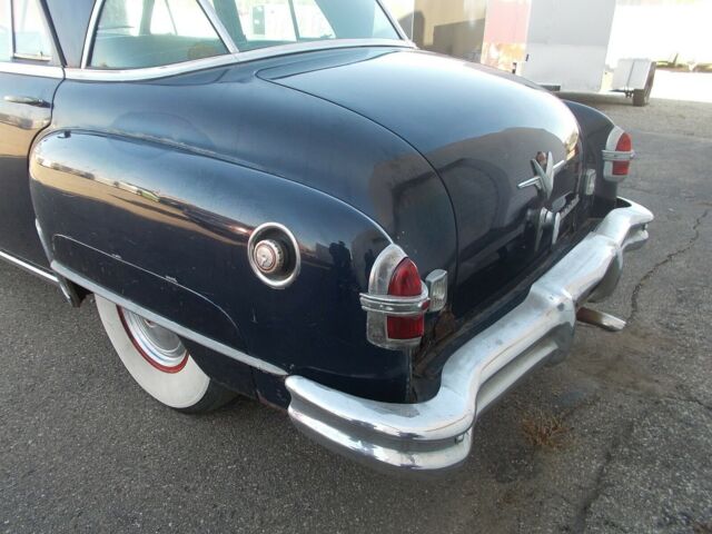 Chrysler Imperial 1952 image number 24