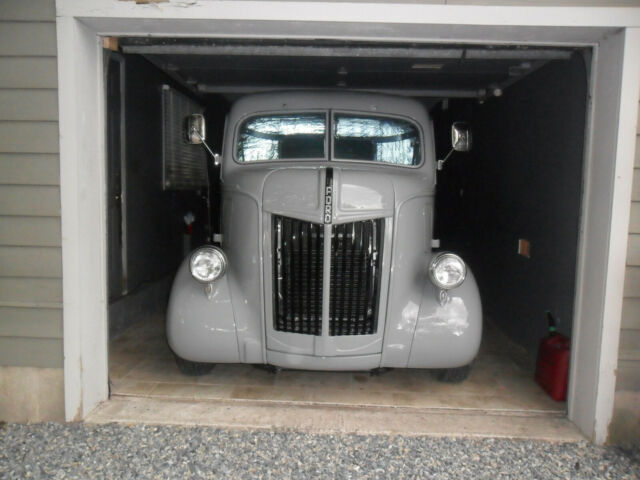 Ford 1 Ton Pickup 1941 image number 11