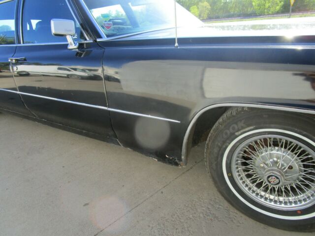 Cadillac Fleetwood 1970 image number 14