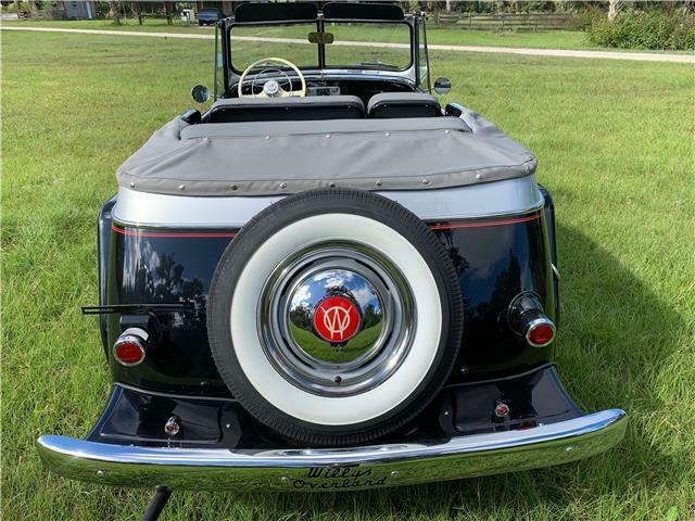 Willys Jeepster 1949 image number 4