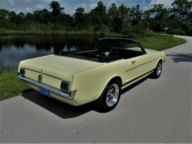 Ford Mustang 1966 image number 31