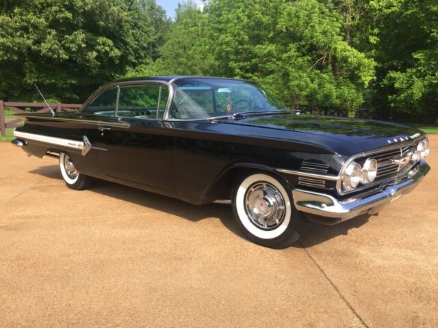 Chevrolet Impala 1960 image number 24