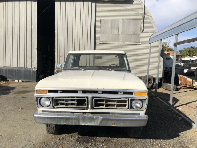 Ford F250 1977 image number 14