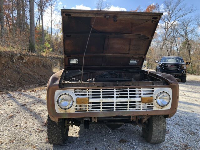 Ford Bronco 1972 image number 2