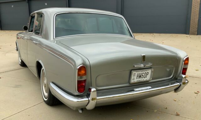 Rolls-Royce Silver Shadow 1967 image number 19