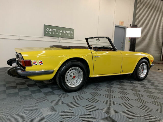 Triumph TR-6 1975 image number 18