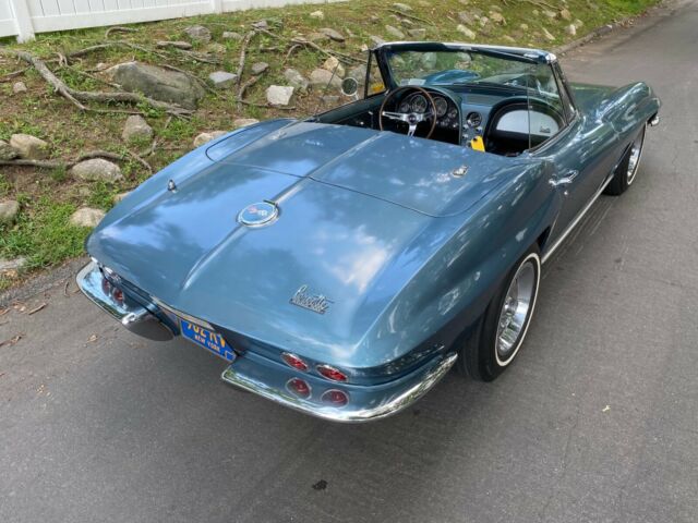 Chevrolet Corvette 1967 image number 2