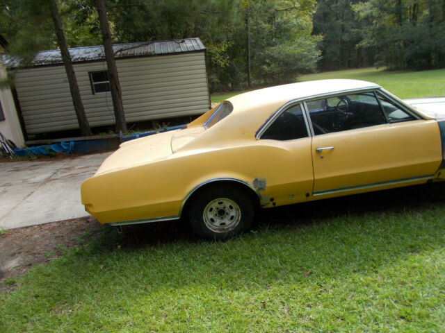 Oldsmobile Cutlass 1967 image number 18