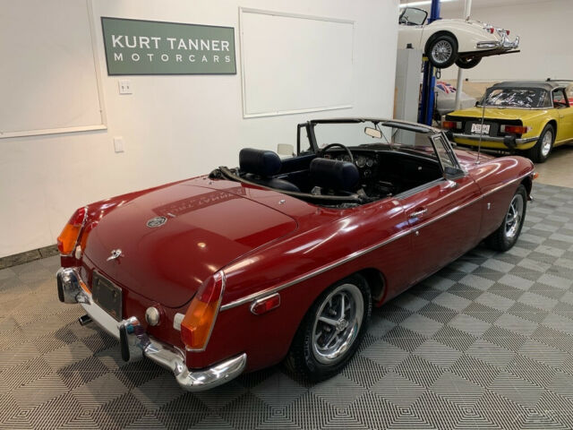 MG MGB 1973 image number 20