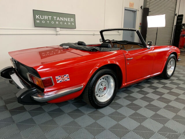 Triumph TR-6 1975 image number 19