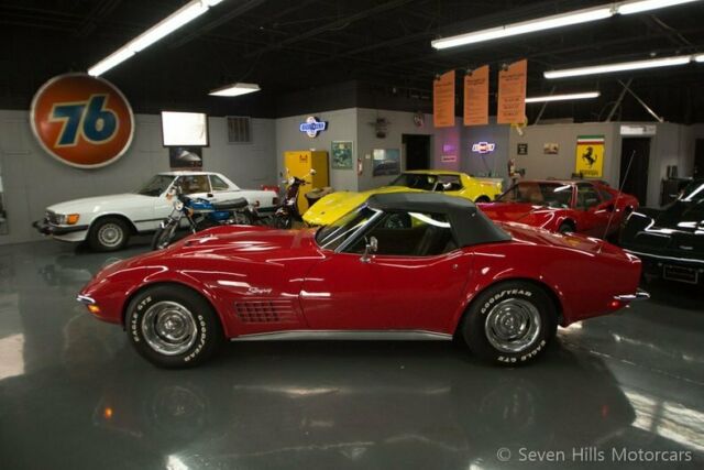 Chevrolet Corvette 1972 image number 10