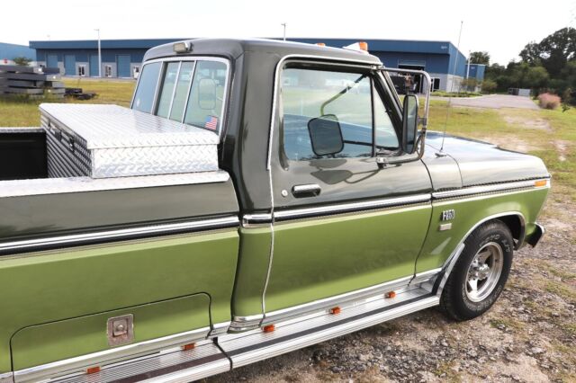 Ford F-250 1975 image number 7