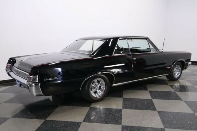 Pontiac GTO 1965 image number 39