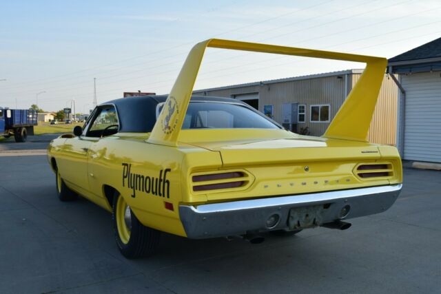 Plymouth Road Runner 1970 image number 29