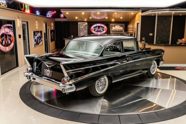 Chevrolet Bel Air/150/210 1957 image number 10