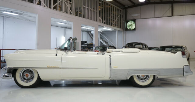 Cadillac Eldorado 1954 image number 30