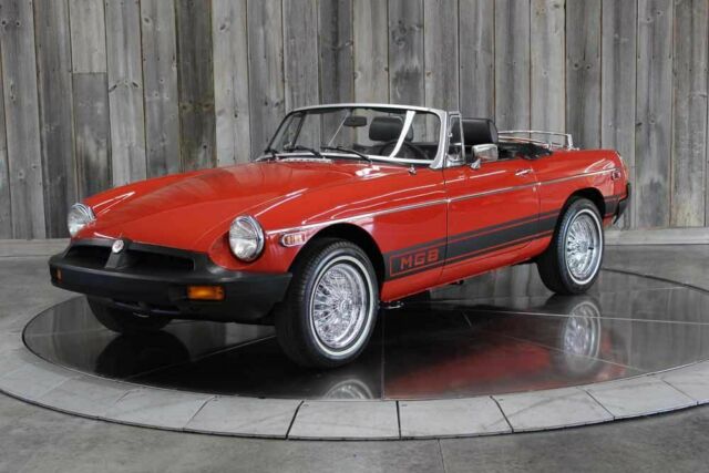 MG MGB 1977 image number 13