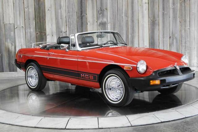 MG MGB 1977 image number 23