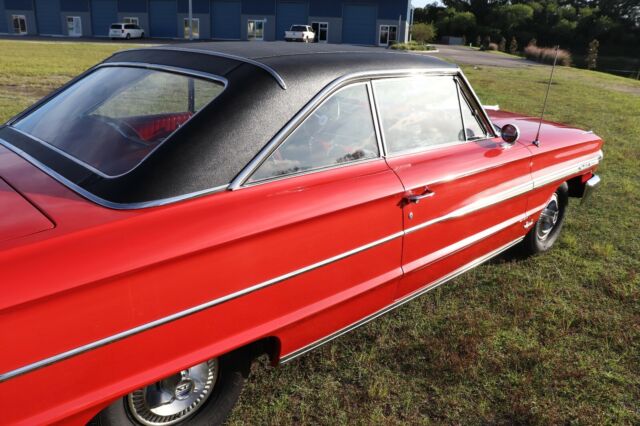 Ford Galaxie 1964 image number 31