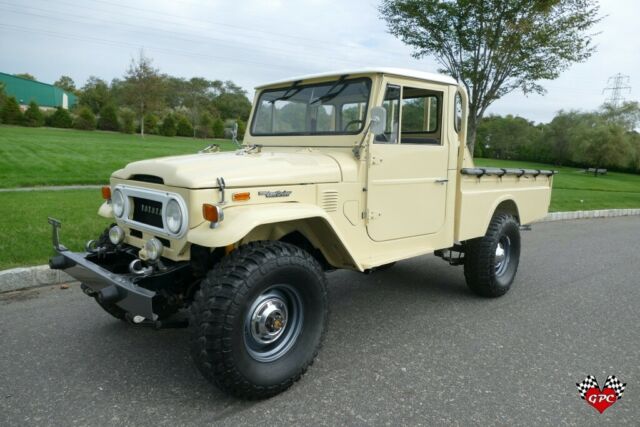 Toyota FJ Cruiser 1974 image number 34