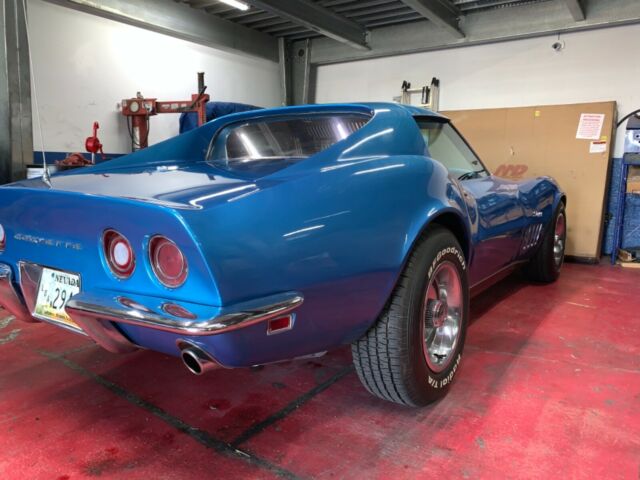 Chevrolet Corvette 1969 image number 23