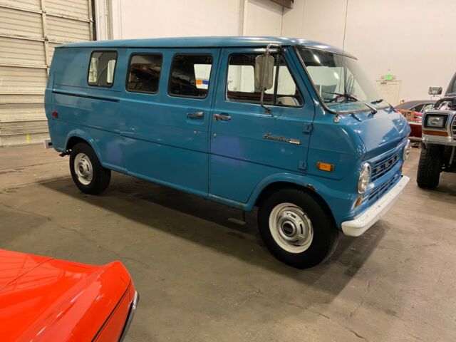 Ford E-Series Van 1974 image number 28