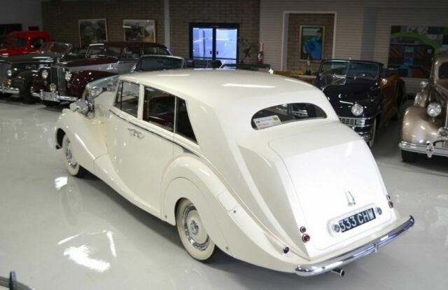 Rolls-Royce Silver Wraith 1951 image number 7