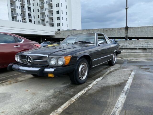 Mercedes-Benz 450SL 1975 image number 14