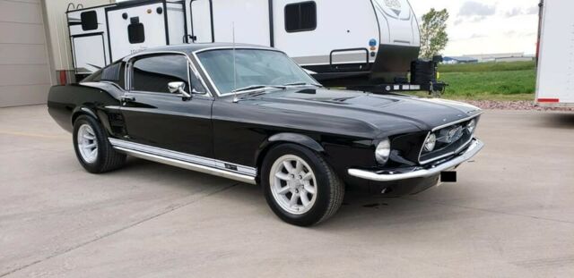 Ford Mustang 1967 image number 0