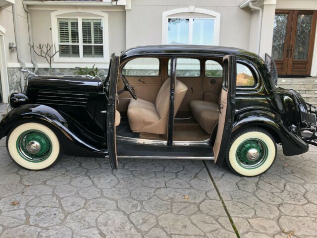 Ford Deluxe 1935 image number 27