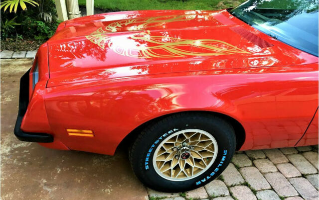 Pontiac Firebird 1975 image number 2