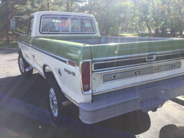 Ford F-250 1976 image number 10